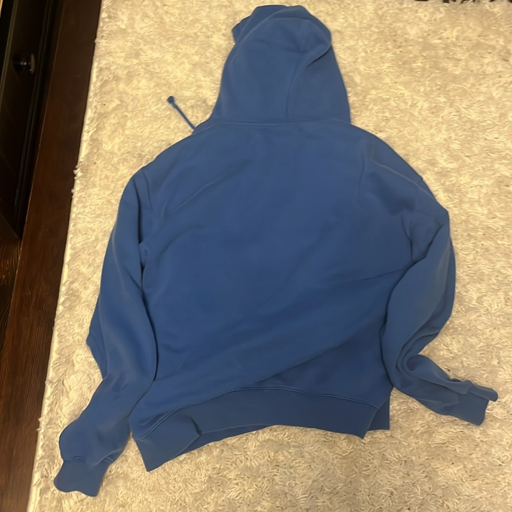 Blue and yellow mt good meadows sweatshirt - Picture 5 of 5
